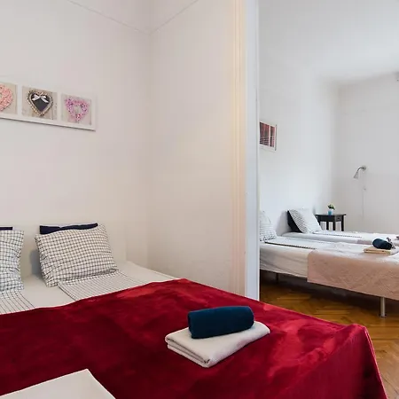 Friendly Oktogon Apartment *