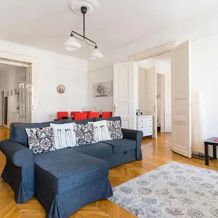 Apartman Friendly Oktogon
